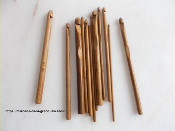 réf 02-02-35 crochet en bambou n 3,5