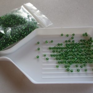 Perles de rocaille vert en verre