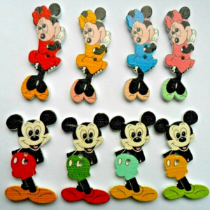 boutons Mickey et Minnie en bois